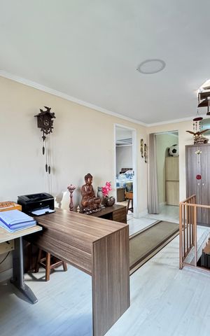 Apartamento à venda com 154m², 3 quartos e 2 vagas Apartamento à venda com 154m², 3 quartos e 2 vagasEscritório