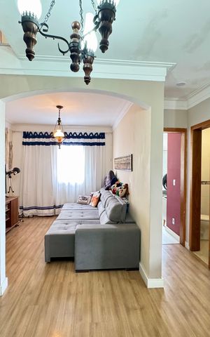 Apartamento à venda com 154m², 3 quartos e 2 vagas Apartamento à venda com 154m², 3 quartos e 2 vagasSala de estar