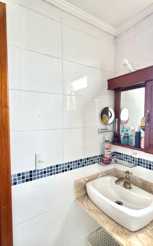 Apartamento à venda com 154m², 3 quartos e 2 vagas Apartamento à venda com 154m², 3 quartos e 2 vagasBanheiro da Suíte 2