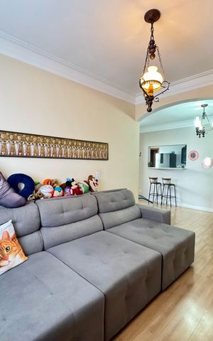 Apartamento à venda com 154m², 3 quartos e 2 vagas Apartamento à venda com 154m², 3 quartos e 2 vagasSala