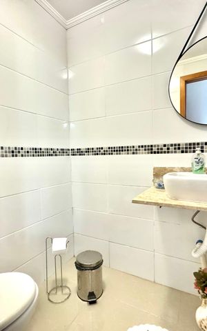 Apartamento à venda com 154m², 3 quartos e 2 vagas Apartamento à venda com 154m², 3 quartos e 2 vagasLavabo