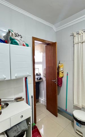 Apartamento à venda com 154m², 3 quartos e 2 vagas Apartamento à venda com 154m², 3 quartos e 2 vagasÁrea de Serviço