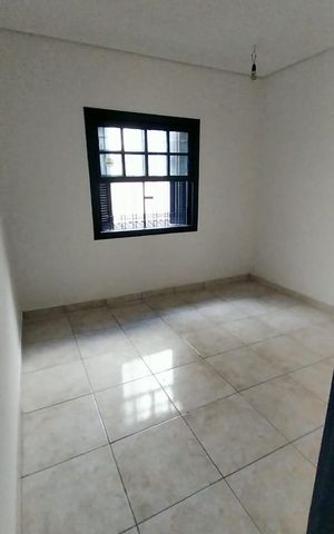 Casa para alugar com 81m², 2 quartos e 1 vaga