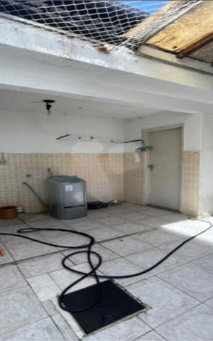 Casa à venda com 80m², 2 quartos e 2 vagas