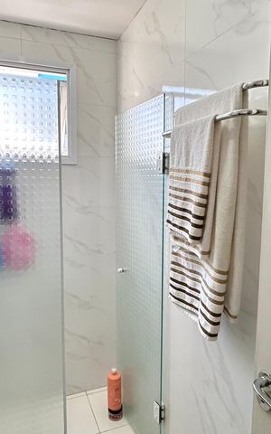 Apartamento à venda com 48m², 2 quartos e 1 vaga Apartamento à venda com 48m², 2 quartos e 1 vagaBanheiro
