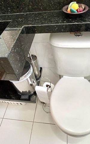 Apartamento à venda com 48m², 2 quartos e 1 vaga Apartamento à venda com 48m², 2 quartos e 1 vagaBanheiro