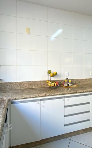 Casa de condomínio à venda com 300m², 3 quartos e sem vaga Casa de condomínio à venda com 300m², 3 quartos e sem vagaCozinha