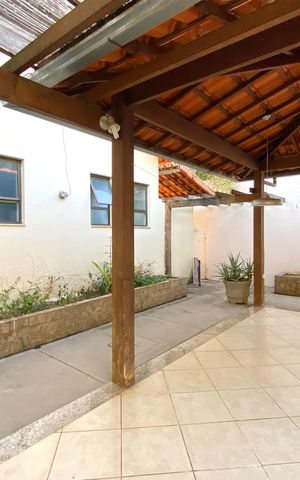 Casa de condomínio à venda com 300m², 3 quartos e sem vaga Casa de condomínio à venda com 300m², 3 quartos e sem vagaEspaço Gourmet