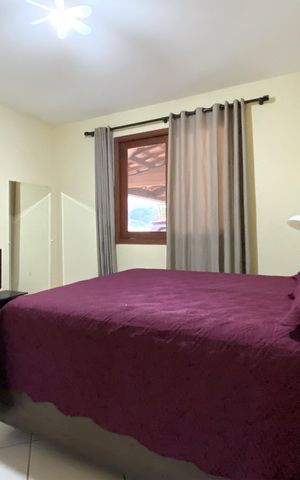 Casa de condomínio à venda com 300m², 3 quartos e sem vaga Casa de condomínio à venda com 300m², 3 quartos e sem vagaSuite 1