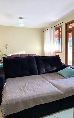 Casa de condomínio à venda com 300m², 3 quartos e sem vaga Casa de condomínio à venda com 300m², 3 quartos e sem vagaSala