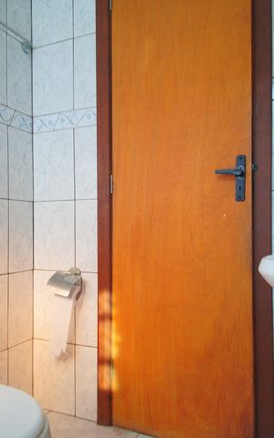 Casa à venda com 200m², 4 quartos e 2 vagasBanheiro da Suíte