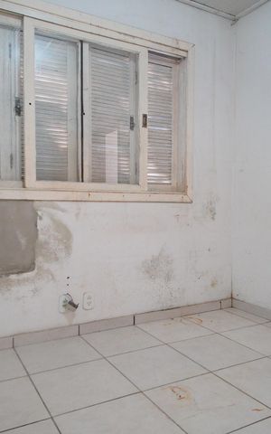 Casa à venda com 200m², 4 quartos e 2 vagasSuíte