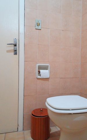 Casa à venda com 200m², 4 quartos e 2 vagasBanheiro 2