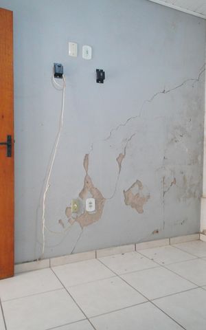 Casa à venda com 200m², 4 quartos e 2 vagasSuíte