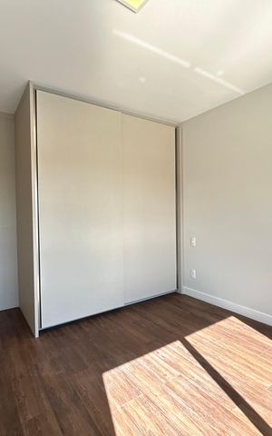 Casa para alugar com 289m², 4 quartos e 2 vagas Casa para alugar com 289m², 4 quartos e 2 vagasSuíte 3
