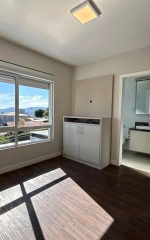 Casa para alugar com 289m², 4 quartos e 2 vagas Casa para alugar com 289m², 4 quartos e 2 vagasSuíte 3