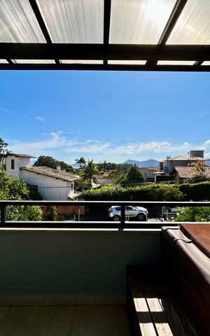 Casa para alugar com 289m², 4 quartos e 2 vagas Casa para alugar com 289m², 4 quartos e 2 vagasHidromassagem
