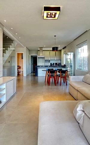 Casa para alugar com 289m², 4 quartos e 2 vagas Casa para alugar com 289m², 4 quartos e 2 vagasSala