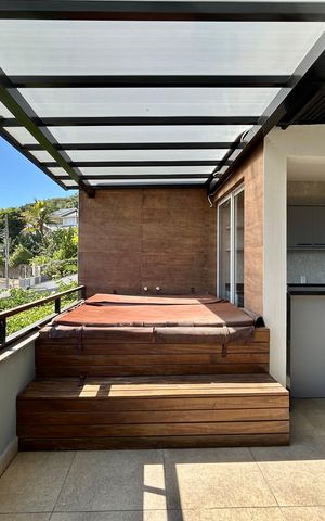 Casa para alugar com 289m², 4 quartos e 2 vagas Casa para alugar com 289m², 4 quartos e 2 vagasHidromassagem