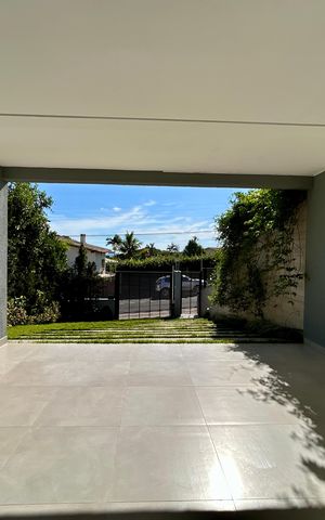Casa para alugar com 289m², 4 quartos e 2 vagas Casa para alugar com 289m², 4 quartos e 2 vagasGaragem