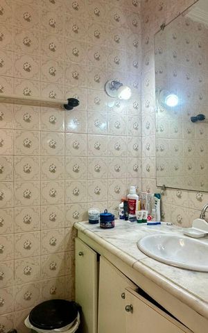 Casa à venda com 135m², 3 quartos e 2 vagas Casa à venda com 135m², 3 quartos e 2 vagasBanheiro