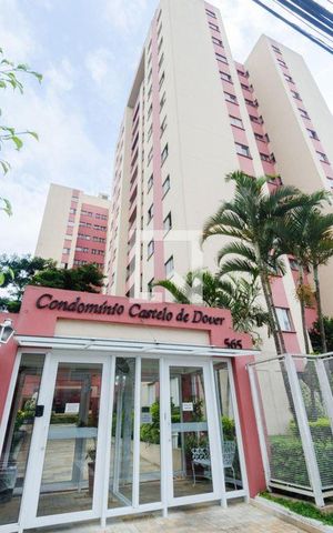 Apartamento para alugar com 79m², 3 quartos e 1 vaga Apartamento para alugar com 79m², 3 quartos e 1 vagaFachada