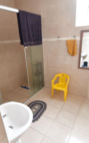 Casa à venda com 200m², 3 quartos e 2 vagasBanheiro Suíte