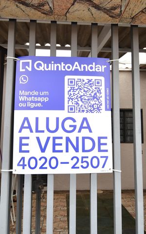 Casa à venda com 200m², 3 quartos e 2 vagasPlaca