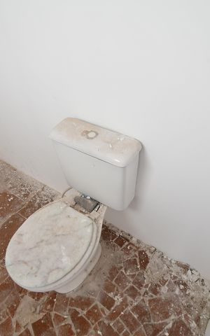 Casa à venda com 200m², 3 quartos e 2 vagasBanheiro de serviço
