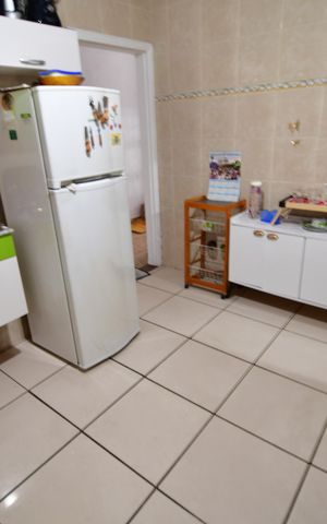 Casa à venda com 200m², 3 quartos e 2 vagasCozinha