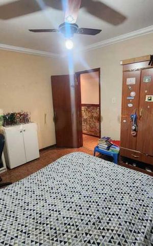 Casa à venda com 258m², 3 quartos e 3 vagas