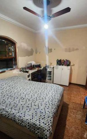 Casa à venda com 258m², 3 quartos e 3 vagas