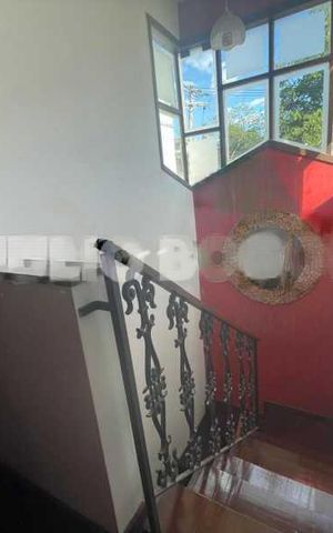 Casa à venda com 118m², 3 quartos e 5 vagas