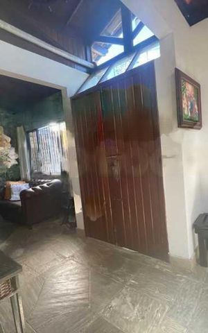Casa à venda com 118m², 3 quartos e 5 vagas
