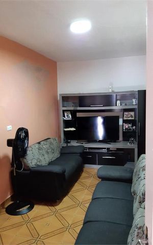 Casa à venda com 100m², 2 quartos e 3 vagas