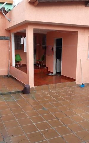 Casa à venda com 100m², 2 quartos e 3 vagas