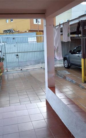 Casa à venda com 100m², 2 quartos e 3 vagas