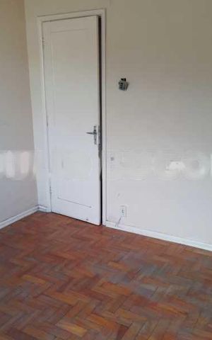 Apartamento à venda com 72m², 2 quartos e sem vaga