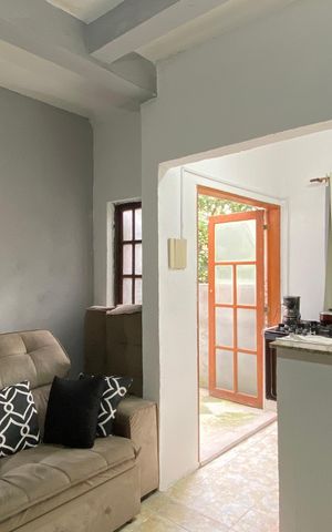Casa à venda com 190m², 3 quartos e 2 vagas Casa à venda com 190m², 3 quartos e 2 vagasSala 2
