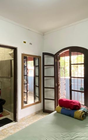 Casa à venda com 190m², 3 quartos e 2 vagas Casa à venda com 190m², 3 quartos e 2 vagasSuíte