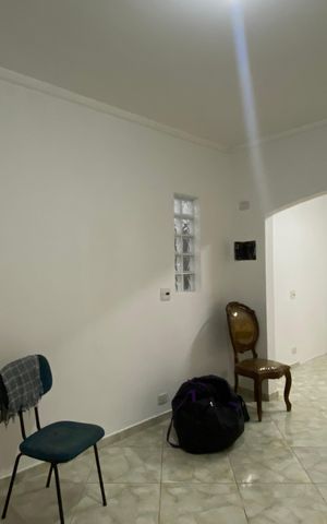 Casa à venda com 190m², 3 quartos e 2 vagas Casa à venda com 190m², 3 quartos e 2 vagasSala