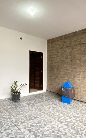 Casa à venda com 190m², 3 quartos e 2 vagas Casa à venda com 190m², 3 quartos e 2 vagasGaragem