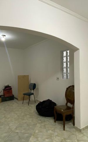 Casa à venda com 190m², 3 quartos e 2 vagas Casa à venda com 190m², 3 quartos e 2 vagasSala