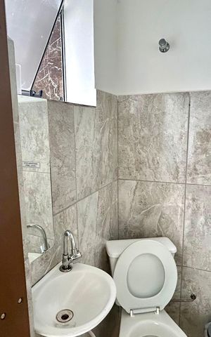 Casa para alugar com 300m², 2 quartos e 1 vaga Casa para alugar com 300m², 2 quartos e 1 vagaBanheiro 3