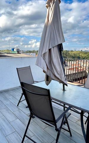 Casa para alugar com 300m², 2 quartos e 1 vaga Casa para alugar com 300m², 2 quartos e 1 vagaVaranda da Sala
