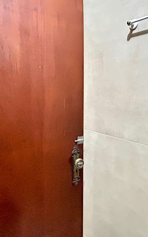 Casa para alugar com 300m², 2 quartos e 1 vaga Casa para alugar com 300m², 2 quartos e 1 vagaBanheiro 1