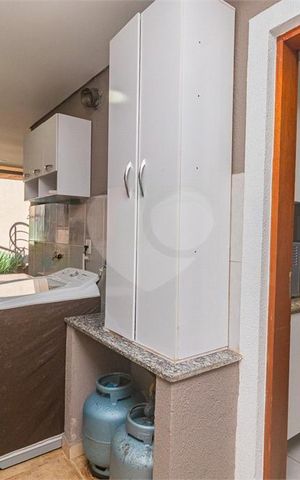 Casa à venda com 200m², 4 quartos e 2 vagas
