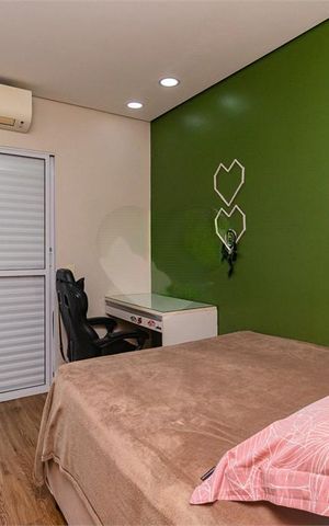 Casa à venda com 200m², 4 quartos e 2 vagas