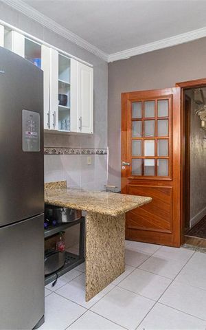 Casa à venda com 200m², 4 quartos e 2 vagas