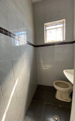 Casa à venda com 185m², 3 quartos e 2 vagas Casa à venda com 185m², 3 quartos e 2 vagasArea Externa